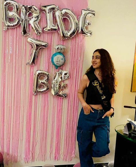 Disha Parmar and Rahul Vaidya Bachelorette Party Pictures, Bride To Be Decorations, Bachelorette Party Photo, Disha Parmar, Wedding Photography Props, Bridesmaid Photoshoot, Simple Bride, Bride To Be Sash, Party Pics