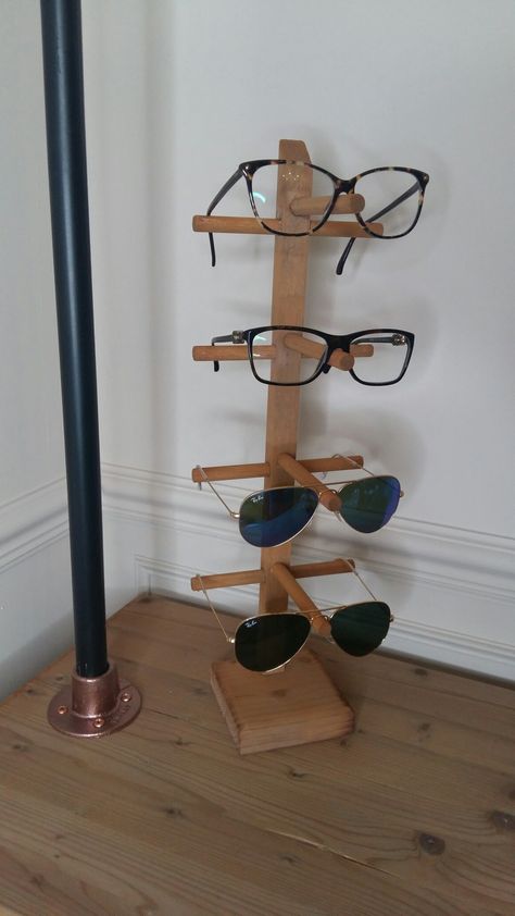 Diy glasses / sunglasses holder Diy Glasses Holder, Diy Glasses, Sunglasses Holder, Sunglass Holder, Glasses Sunglasses, Diy Design, Shoe Rack, Wine Rack, Clothing Store