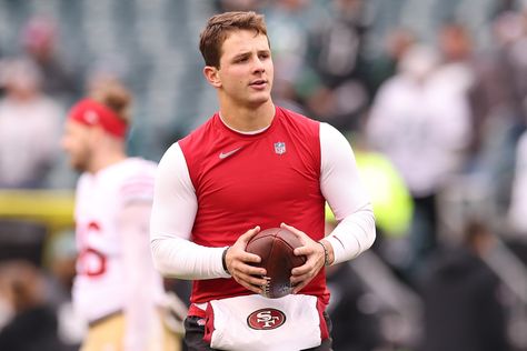 Nfc Championship, 49ers Quarterback, Brock Purdy, A Blowout, Nfl Football 49ers, Football Usa, From The Sidelines, Cute Football Players, Mike Smith