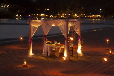 2 Candle Light Dinner Romantic Couple, Dinner Romantic Couple, Candle Light Dinner Decoration, Candle Light Dinner Ideas, Dinner Romantic, Dinner Setup, Romantic Dinner Decoration, Romantic Nights, Romantic Candle Light Dinner