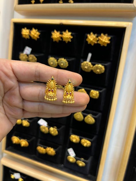 Gold Earrings Designs Buttalu, Small Gold Earrings Indian, Kammalu Buttalu Gold, Gold Tops Earrings Indian, 3 Grams Gold Earrings Indian, Buttalu Earrings Gold, 2 Grams Gold Earrings Designs, Gold Jewelry Prom, Gold Earrings For Kids