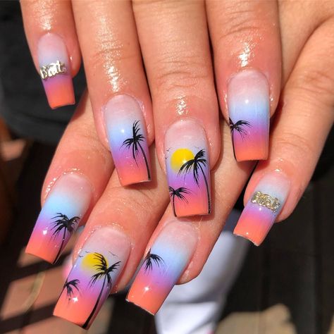 LILA ROBLES on Instagram: “LOS ANGELES 🌴 I have a few appointments left 9/30 ✦ 10/1 email info@nailjerks.com #lanails #lanailtech #losangeles using @apresnailofficial…” Los Angeles Nails Design, California Nails Ideas, Los Angeles Nails, California Nails, Instagram Los Angeles, La Nails, Creative Nail Designs, Creative Nails, Nail Ideas