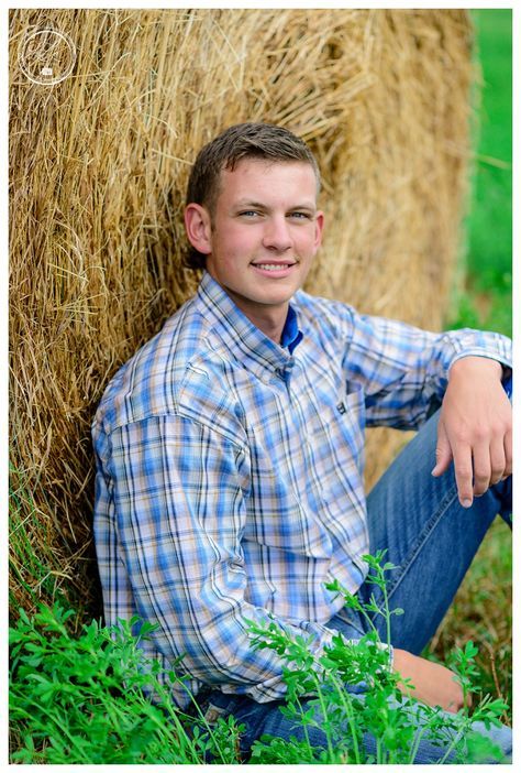 Littleton Senior Pictures.  Country Senior pictures.  Hay Bale Senior Pictures… Hay Bale Senior Pictures, Senior Picture Ideas Farm, Senior Pictures With Dogs, Pictures With Dogs, Senior Pictures For Guys, Guys Senior Pictures, Farm Senior Pictures, Unique Senior Picture Ideas, Senior Photos Boys