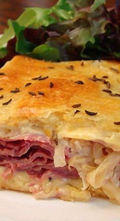 Crescent Ruben Bake, Ruben Bake Recipe, Easy Rueben Bake, Ruben Crescent Bake, Reuben Crescent Bake, Reuben Casserole With Crescent Rolls, Rueben Crescent Bake, Ruben Bites, Rueben Casserole Baked