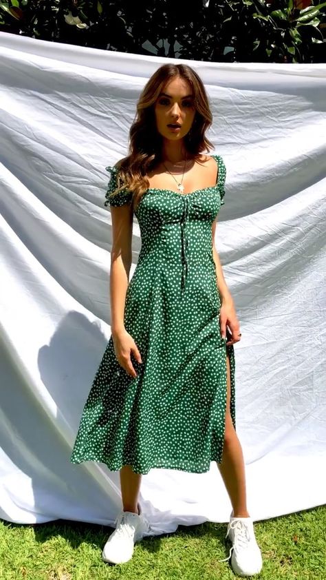 Trendy Long and Short Summer Dresses #summerdresses #summerdresses2019 #shortdresses #longdress #dresses #summerstyle Trendy Dresses Summer, Everyday Dress, Red Cocktail Dress, Short Summer Dresses, Trendy Summer Outfits, Vestidos Vintage, Dresses 2023, Zac Posen, Cute Summer Dresses