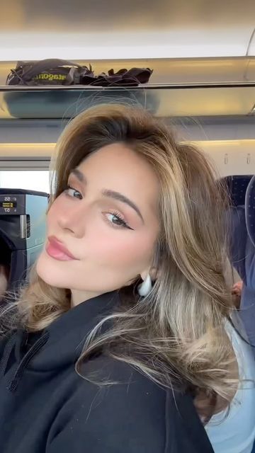 Jessy Hartel on Instagram: "#grwm train edition 🚆💌" Jessy Hartel Instagram, Blended Coffee Recipes, Bob Blond, October 20, Acrylic Nails Coffin, Nails Coffin, Blended Coffee, Coffee Recipes, Beauty Inspiration