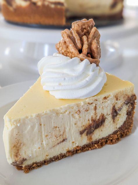 Cinnamon Toast Crunch Cheesecake - Yes! to Seconds Cinnamon Crunch Cheesecake, French Toast Cheesecake, Cinnamon Toast Cheesecake, Cinnamon Toast Crunch Cheesecake Recipe, Cinnamon Toast Crunch Recipes, Cinnamon Toast Crunch Cheesecake, Cheesecakes Recipes, Crunch Cheesecake, Cinnamon Cheesecake