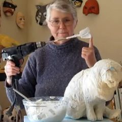 Adding paper mache clay to our cat sculpture - video # 6 in the tutorial series. Sweeney Sweeney, Sculpture Tutorial, Diy Paper Mache, Diy Fimo, Halloween Lantern, Paper Mache Projects, Paper Mache Animals, Paper Mache Clay, Folding Origami