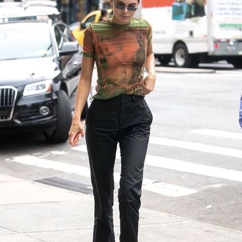 Stile Kendall Jenner, Kendall Jenner Street Style, Kendall Style, Bella Hadid Outfits, Estilo Hippie, Rachel Bilson, Kendall Jenner Outfits, Jenner Outfits, Jenner Style