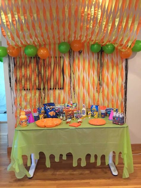 1990s Birthday Party, 1990s Birthday Party Theme, Nickelodeon Party, 90s Nickelodeon, Dinosaur Baby Shower Theme, Peanuts Party, Slime Birthday, 90s Theme Party, Spongebob Party