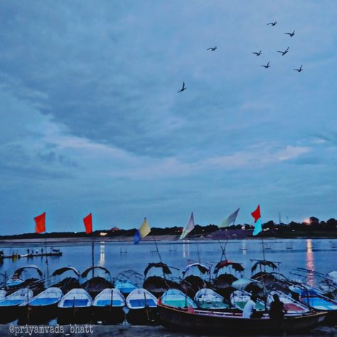 #prayagraj #allahabad #riverganga #photo #maghmela #sangam #uttarpradesh #photography #flyingbirds #boata #gangaghat Uttarpradesh Photography, Ganga River, Ganesh Wallpaper, Opera House, Sydney Opera House, Opera, Building, Photography, Travel