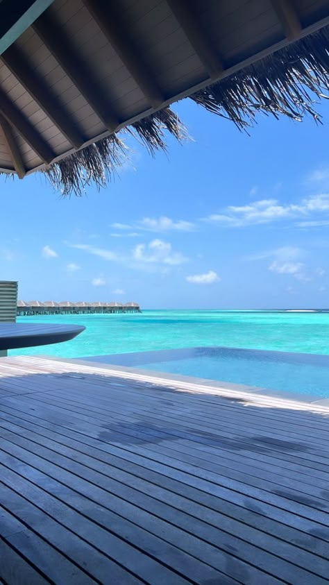 Maldives Wallpaper, Billionaire Lifestyle Luxury Living, Book Flights, Shotting Photo, Paradise On Earth, Summer Dream, Vacation Places, Beautiful Places To Travel, Travel Deals