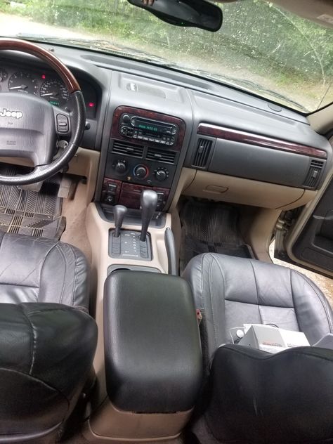 From a hideous all tan interior to black and tan...MUCH better! Black Interior Car, Black Car Interior, Interior Car, Black Car, Jeep Grand Cherokee, Jeep Grand, Black Interior, Car Interior, Black And Tan