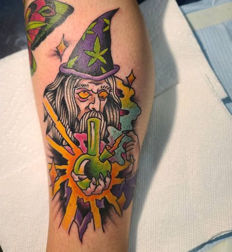 Old School Wizard Tattoo, Dark Wizard Tattoo, American Traditional Wizard Tattoo, Traditional Wizard Tattoo Flash, Traditional Wizard Tattoo, Viking Wizard, Magician Tattoo, Boys Hand Tattoo, Tattoo Challenge