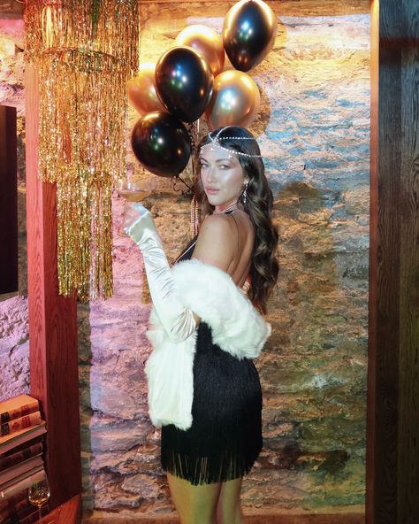 the roaring twenties 🍾 1920s Inspired Outfits Women, Roaring Twenties Birthday Party, Great Gatsby Decorations Ideas, Flapper Outfit Roaring 20s, Roaring 20s Party Decorations Diy 1920s, Roaring 20s Party Outfit Diy, Roaring Twenties Outfit, 1920 Dress Gatsby 1920s Party, Roaring 20s Party Outfit Women