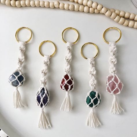 Keychain Charms Diy, Wrapped Crystals, Crystal Macrame, Macrame Keychain With Charm, Macrame Accessories, Stone Keychain, Macrame Crystal Hanger, Macrame Crystal Holder, Macrame With Crystals