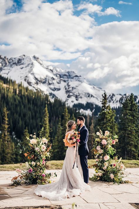 Telluride Ski Resort Venues Southwest Colorado Weddings Mountain… Wedding In Telluride, Telluride Wedding Venues, Winter Destination Wedding, Colorado Outdoor Wedding, Black Tie Mountain Wedding, Mountain View Wedding, Fall Colorado Wedding, Wedding In Mountains, Mountain Weddings