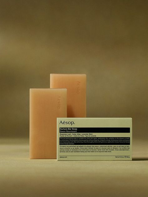 Discover great products at the best prices at Dealmoon. Aesop Nurture Bar Soap. Price:$21.00 at Saks Fifth Avenue Aesop Product Photography, Aesop Photography, Aesop Packaging, Soap Product Photography, Aesop Aesthetic, Aesop Shop, Aesop Soap, Aesop Products, Kit Packaging