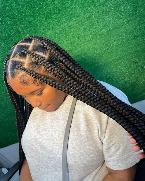 Knotless braids Cabello Afro Natural, Quick Braids, Braided Hairstyles For Black Women Cornrows, Big Box Braids Hairstyles, Feed In Braids Hairstyles, Braided Cornrow Hairstyles, Box Braids Hairstyles For Black Women, Cute Braided Hairstyles, Braids Hairstyles Pictures