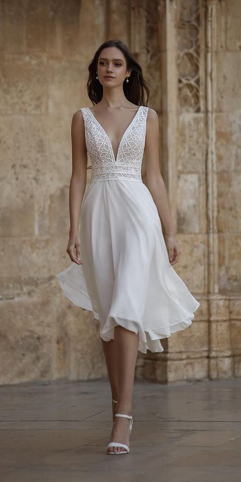 18 Exclusive Knee Length Wedding Dresses ❤  knee length wedding dresses simple lace top beach sexy deep v neckline art design ❤ #weddingdresses Knee Length Wedding Dresses, Knee Length Wedding Dress, Civil Wedding Dresses, White Mini Dress Outfit, Wedding Dress Guide, Dress Guide, Tea Length Wedding Dress, Casual Wedding Dress, Allure Bridal