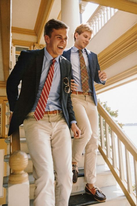 Frat Boy Outfit, Prep Outfits, Suits And Ties, New England Prep, Men In Suits, Dear Ava, Style College, Der Gentleman, Preppy Boys