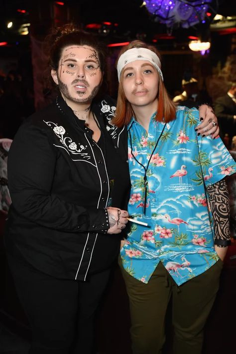 The Most Iconic Celebrity Couples Costumes For Halloween | POPSUGAR Celebrity Post Malone Halloween Costume, Post Malone Costume, Justin Bieber Costume, Chucky And His Bride, Celebrity Couple Costumes, Emily Hughes, Iconic Costumes, Sandy And Danny, Kristen Bell And Dax