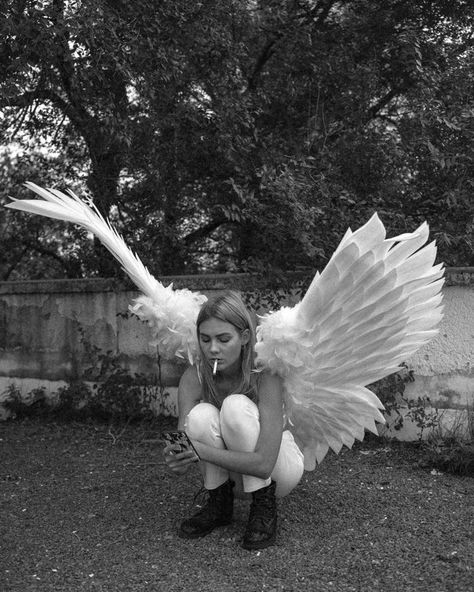 Bad Angel, Emma Carstairs, Beautiful Angel, An Angel, Shadowhunters, Angel Wings, Allergies, Angel, Sun