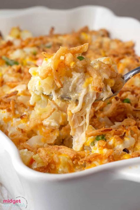 Recipe With Cream Of Chicken, Chicken And Potato Casserole, Creamy Cheesy Chicken, Chicken Potato Casserole, Chicken And Potato, Dinner Casserole Recipes, Easy Dinner Casseroles, Chicken Tikka Masala Recipes, Filling Dinner