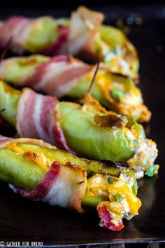 Cheese Stuffed Banana Peppers, Peppers With Cream Cheese, Bacon Wrapped Peppers, Cream Cheese Stuffed Peppers, Recipes With Banana Peppers, Bacon Wrapped Cheese, Hot Banana Peppers, Hot Pepper Recipes, Grilled Bananas