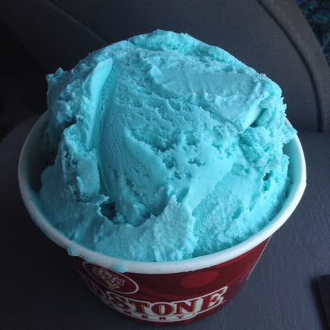 Cotton candy is the best choice at cold stone!!! Cold Stone Ice Cream, Braces Food, Malt Recipe, Blue Ice Cream, Cold Stone, Mochi Ice Cream, Cotton Candy Flavoring, Colorful Desserts, Soul Food Dinner