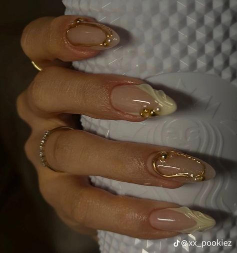 Gold Nails Square, Cream Gel Polish, Hard Nails, Beige Nails, Girly Acrylic Nails, French Tip Acrylic Nails, French Acrylic Nails, Nails Square, Dope Nail Designs