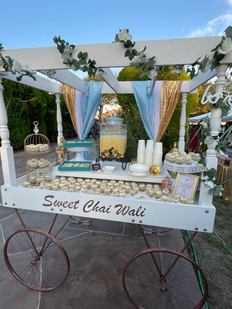 Desi snack station Indian Wedding Dessert Bar, Indian Wedding Chaat Counter, Pani Puri Station Wedding, Wedding Food Stations Indian, Chaat Station Wedding, Sangeet Food Stations, Pani Puri Station, Indian Wedding Food Station, Chaat Station