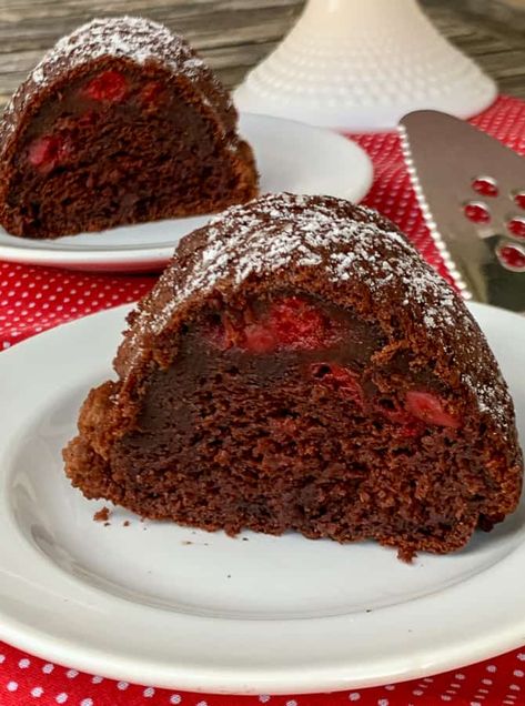 Slices of black forest cake on white plates and red napkin Black Forest Bundt Cake Recipe, Can Of Cherry Pie Filling, Cherry Bundt Cake, Bundt Cake Mix, Chocolate Cherry Pie, Farmhouse Cooking, Cherry Pie Filling Recipes, Cake With Cherry, Chocolate Cake Mix Recipes