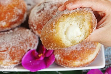 Malasadas Recipe Hawaii, Malasadas Recipe, Polynesian Recipes, Hawaiian Dessert Recipes, Hawaiian Dessert, Portuguese Recipe, Haupia Pie, Hawaiian Desserts, Fried Dessert