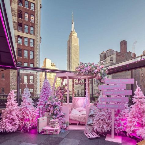 Magic Hour Rooftop Bar & Lounge 📷: [instagram.com/nyclovesnyc] Rooftop Bars Nyc, Winter Lodge, Pink Bar, Nyc Bars, Pink Winter, Rose Colored Glasses, Pink Holiday, Magic Hour, Concrete Jungle