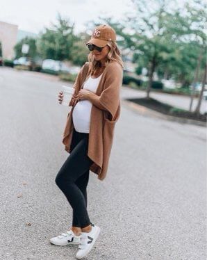 Amazon Fall Styles, Becky Hillyard, Summer Pregnancy Outfits, Pregnant Style, Fall Maternity Outfits, Casual Maternity Outfits, Winter Maternity Outfits, Maternity Cardigan, Maternity Clothes Summer