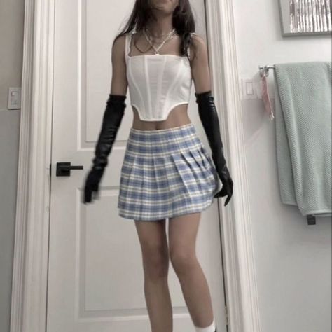 olivia rodrigo core sour good 4 u g4u outfit plaid skirt Olivia Rodrigo Core, Whisper Background, Outfit Ideaa, Good 4 U, Outfit Concert, Concert Ideas, Tiktok Aesthetic, Cheerleading Outfits, Concert Fits