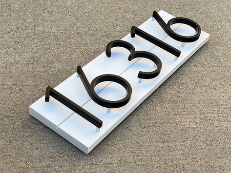 Shiplap House, Farmhouse House Numbers, Farmhouse Address Sign, Black House Numbers, Modern House Numbers Sign, Decor Modern Farmhouse, Home Structure, Beach House Signs, Metal House Numbers