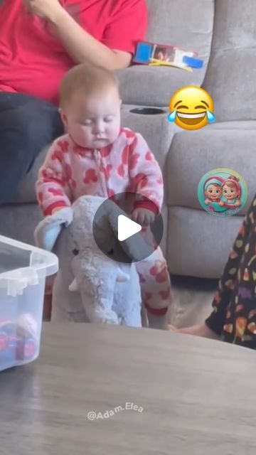 Wedding Fail, Meme Page, Newborn Family, Instagram Diy, Wait For It, Baby Videos, Baby Gif, Chicken Thigh Recipes, Kids Videos