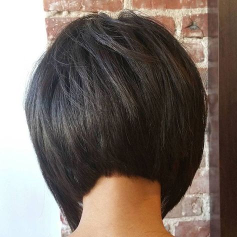 Inverted Brunette Bob Haircut Brunette Bob Haircut, Stacked Hairstyles, Haircut 2020, Inverted Bob Short, Inverted Long Bob, Inverted Bob Haircuts, Style Bob, Inverted Bob Hairstyles, Short Black Hair