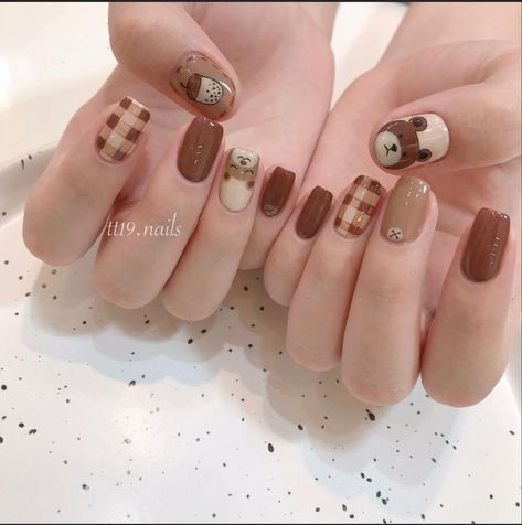 Acrylic Nail Designs Classy, Cute Nail Polish, Brown Nails Design, Makeup Nails Designs, Bears Nails, Korean Nail Art, Art Deco Nails, Asian Nails, Hello Nails