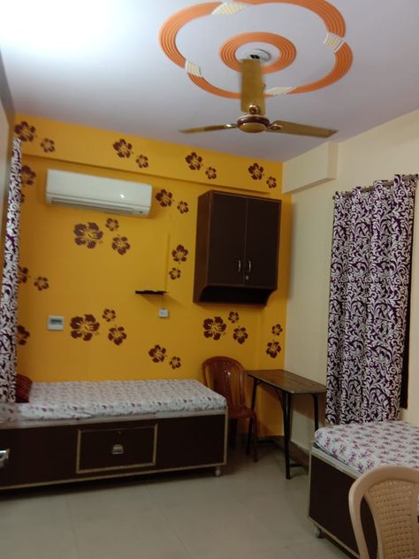 If you are looking for AC Rooms On Rent in Shakarpur Delhi? Shree Durga PG For Girls provide you the finest accommodations with all basic amenities that meet your wants. Call us to know more. Paying Guest, Hostel Room, Dream Dorm, Couple Room, House Roof Design, Modern Bedroom Interior, Minimal House Design, Working Women, Bedroom Bed Design