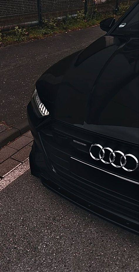 Dream Cars Audi, Audi A, Luxury Cars Audi, Serie Bmw, Black Audi, Super Fast Cars, Most Expensive Car, Audi Rs, Fancy Cars