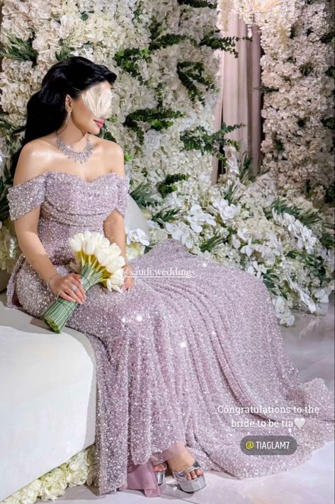 Arab Wedding Dress, Wedding Dress Off The Shoulder, Sequins Prom Dress, Simple Elegant Wedding Dress, Prom Dress Mermaid, Dress For Prom, Engagement Party Dresses, Arab Wedding, Classy Wedding Dress