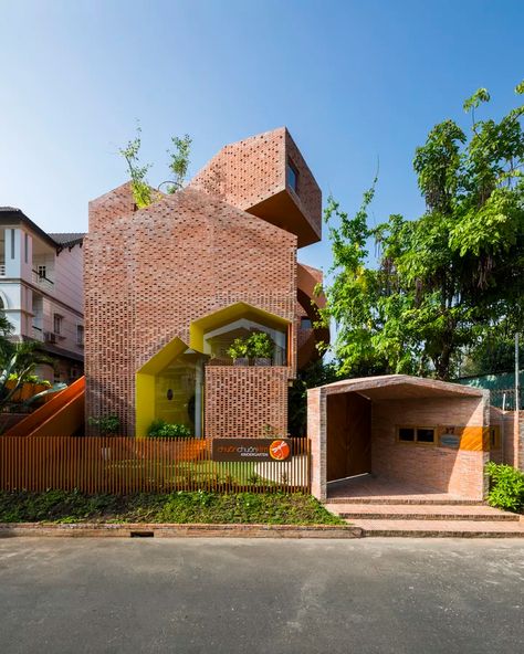 Adorable kindergarten is all brick and fun  - Curbed Kindergarten Architecture, Kindergarten Design, Brick Architecture, Brick Facade, Natural Ventilation, Brick Building, Brickwork, Exposed Brick, Ho Chi Minh City