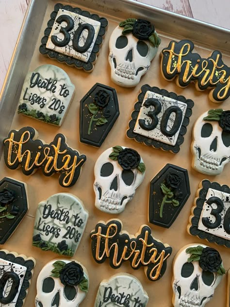 30th Birthday Cookies, 30th Birthday Party For Her, 30th Birthday Cupcakes, 30th Birthday Party Themes, 30th Birthday Ideas For Women, 30th Bday Party, 30th Birthday Themes, 30th Birthday Bash, 30th Birthday Party Decorations