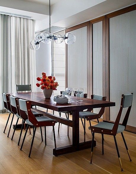 Ninth Avenue Duplex by Best & Company | HomeAdore White Oak Paneling, Oak Paneling, Modern Dining Room Lighting, Dining Room Decor Modern, Mid Century Modern Dining Room, Midcentury Modern Dining Chairs, Bubble Chandelier, Mid Century Modern Dining, Contemporary Dining Room