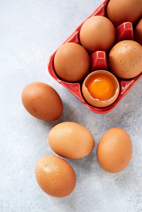 What You Need to Know About Eggs - Pasture Raised vs Cage-Free vs Free-Range, etc Carson Beck, Pasture Raised Eggs, Food Photography Tips, Free Range, Egg Yolk, Animal Welfare, Beck, Mouth Watering, Photography Tips