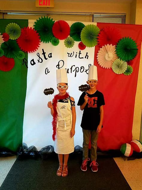 Spaghetti Feed Fundraiser, Spaghetti Dinner Party Decorations, Spaghetti Party Decorations, Spaghetti Dinner Fundraiser Decorations, Spaghetti Dinner Decorations, Spaghetti Party Ideas, Italy Photo Booth, Italian Photo Booth, Italy Decorations Party