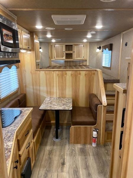 Horse Trailer To Camper, Old Horse Trailer Remodel, Living Quarters Horse Trailer Ideas, Living Quarters Horse Trailer Ideas Diy, Horse Trailer Living Quarters Remodel, Horse Trailer Weekender Interior Ideas, Horse Trailer Interior, Weekender Horse Trailer Remodel, Horse Trailer Interior Remodel